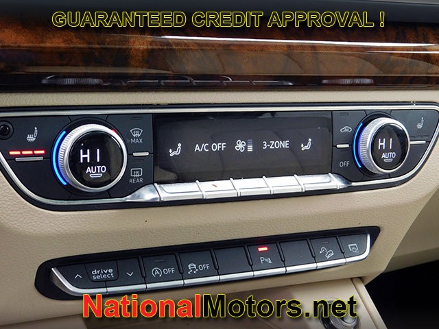 Audi Q5 Vehicle Full-screen Gallery Image 21