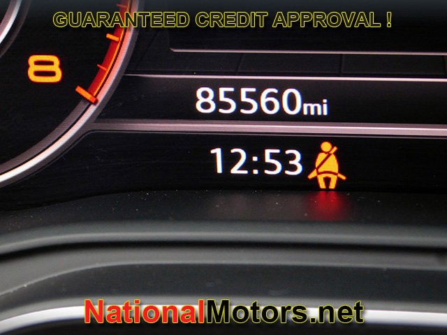 Audi Q5 Vehicle Full-screen Gallery Image 25