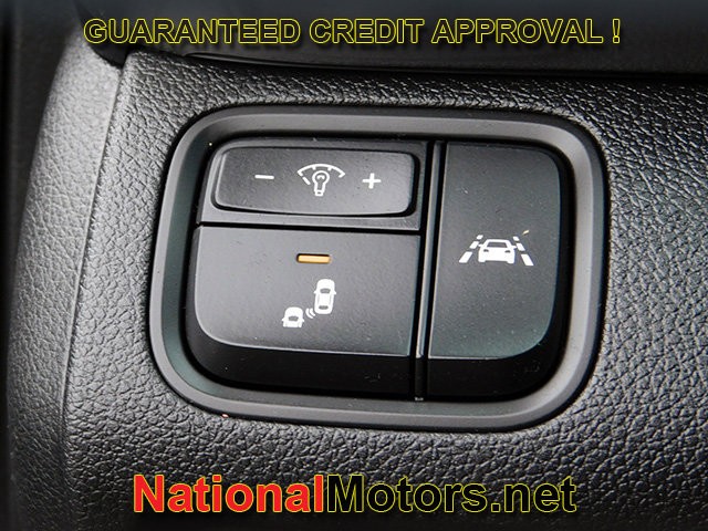 Kia Optima Vehicle Full-screen Gallery Image 21