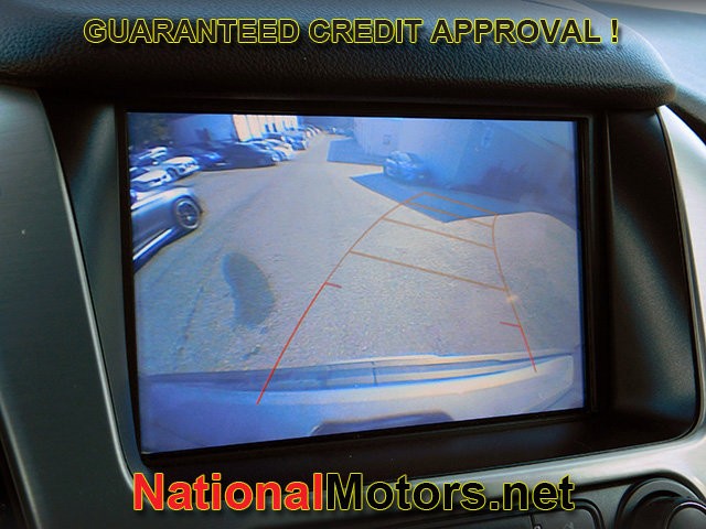 GMC Yukon XL Vehicle Full-screen Gallery Image 22