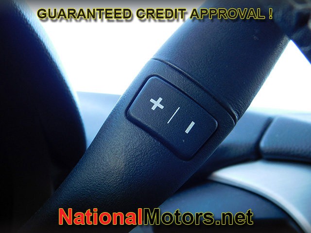 GMC Yukon XL Vehicle Full-screen Gallery Image 26