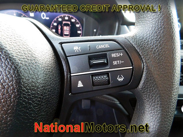 Honda Accord Sedan Vehicle Full-screen Gallery Image 17