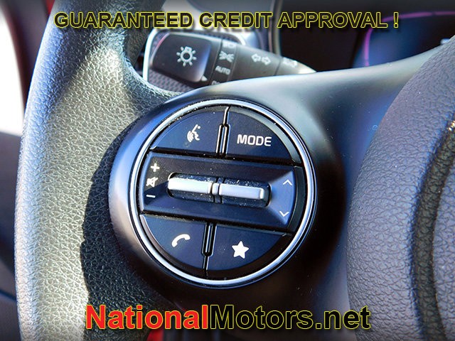 Kia Soul Vehicle Full-screen Gallery Image 18