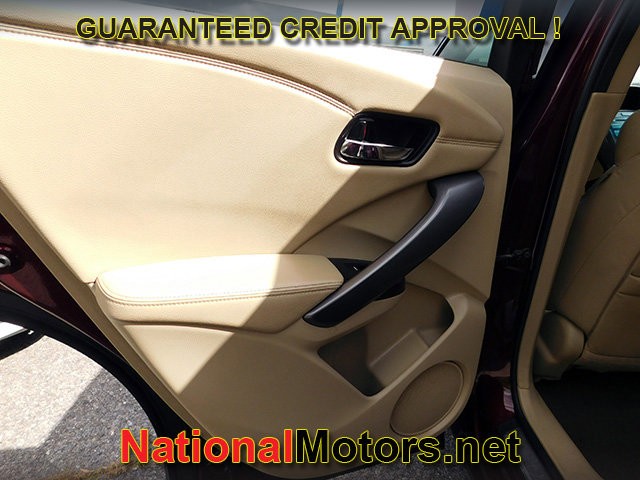 Acura RDX Vehicle Full-screen Gallery Image 10