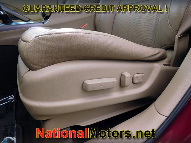 Acura RDX Vehicle Full-screen Gallery Image 15
