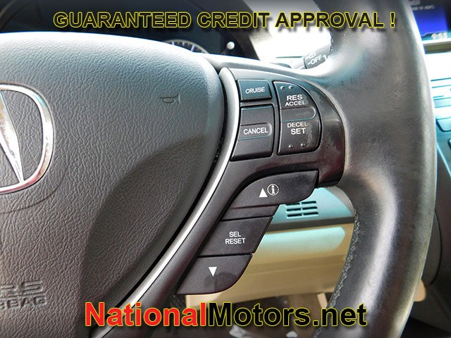 Acura RDX Vehicle Full-screen Gallery Image 22