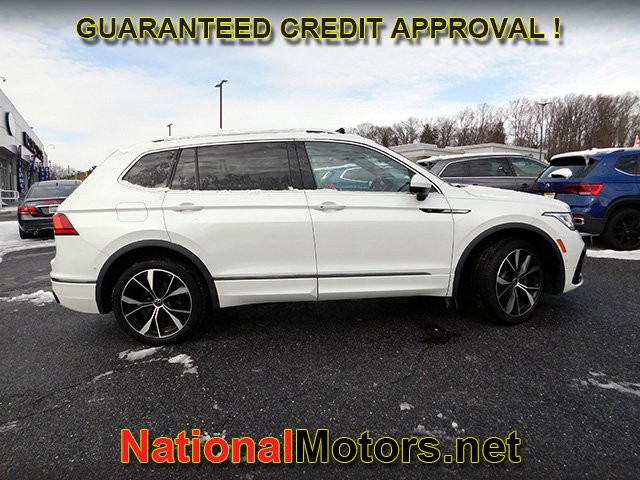 Volkswagen Tiguan Vehicle Full-screen Gallery Image 04