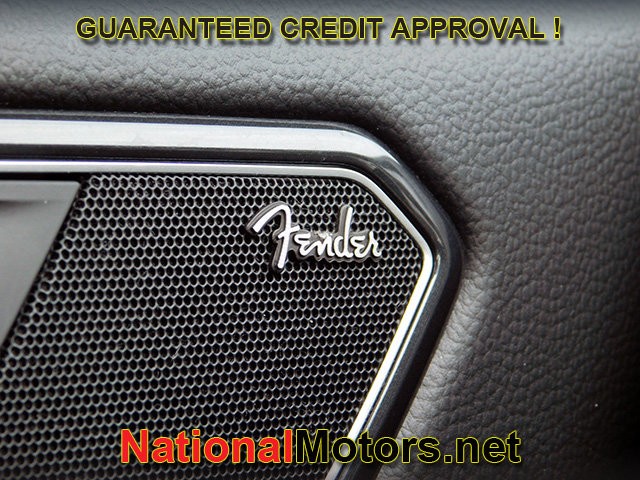 Volkswagen Tiguan Vehicle Full-screen Gallery Image 29