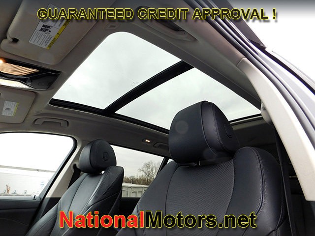 BMW X7 Vehicle Full-screen Gallery Image 20