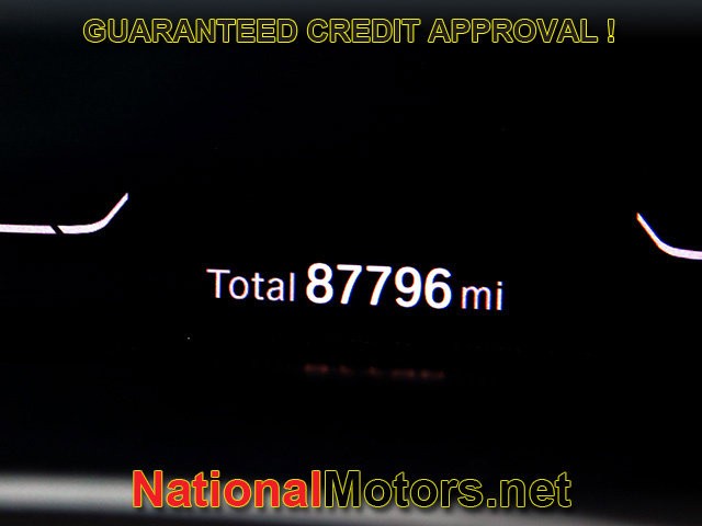 BMW X7 Vehicle Full-screen Gallery Image 28