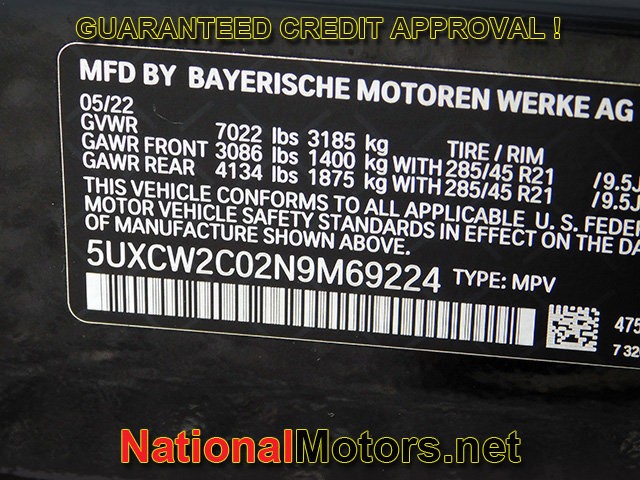 BMW X7 Vehicle Full-screen Gallery Image 32