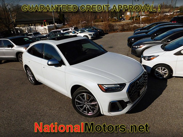 Audi SQ5 Sportback Vehicle Full-screen Gallery Image 02