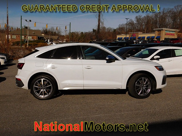 Audi SQ5 Sportback Vehicle Full-screen Gallery Image 04