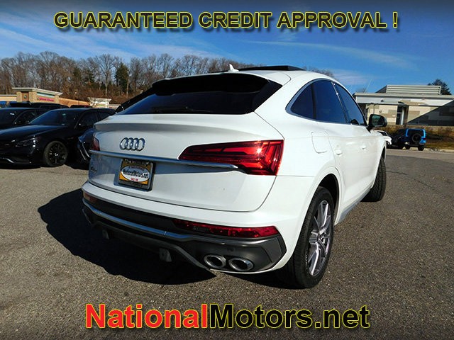 Audi SQ5 Sportback Vehicle Full-screen Gallery Image 05