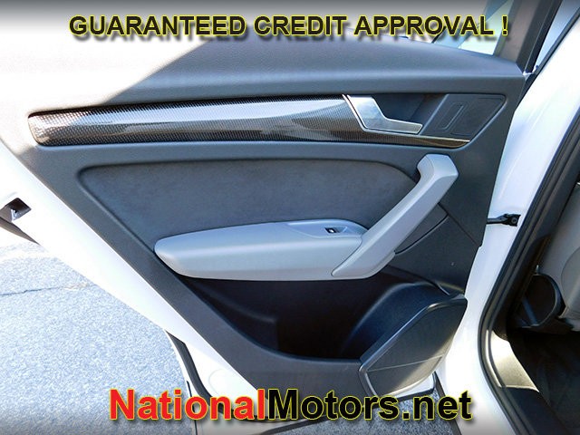 Audi SQ5 Sportback Vehicle Full-screen Gallery Image 10