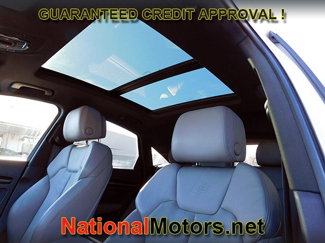 Audi SQ5 Sportback Vehicle Full-screen Gallery Image 18