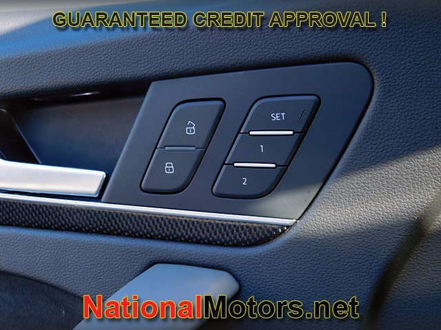 Audi SQ5 Sportback Vehicle Full-screen Gallery Image 27