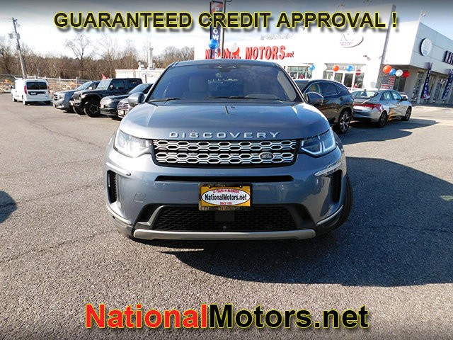 Land Rover Discovery Sport Vehicle Full-screen Gallery Image 03