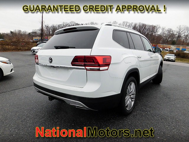 Volkswagen Atlas Vehicle Full-screen Gallery Image 05