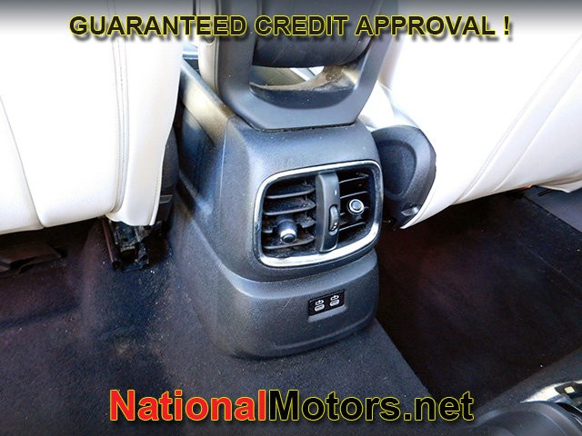 MINI Countryman Vehicle Full-screen Gallery Image 12