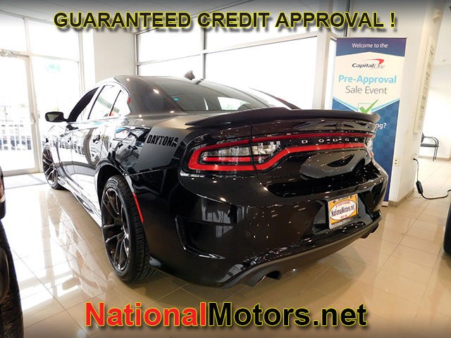 Dodge Charger Vehicle Full-screen Gallery Image 03