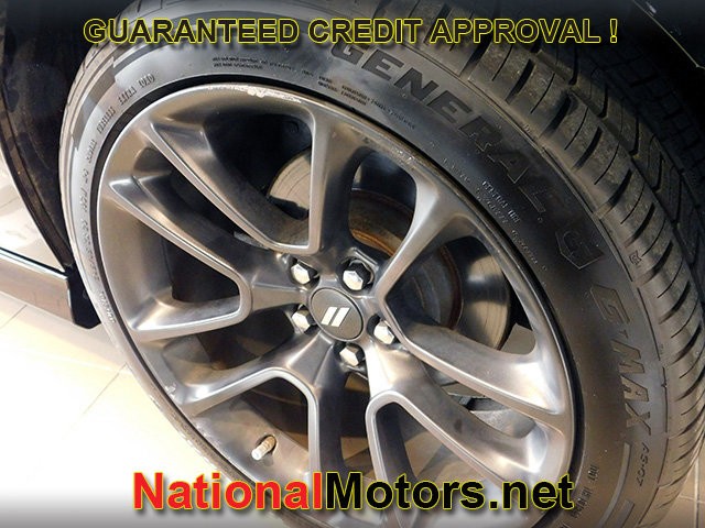 Dodge Charger Vehicle Full-screen Gallery Image 06