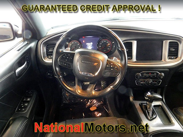 Dodge Charger Vehicle Full-screen Gallery Image 10