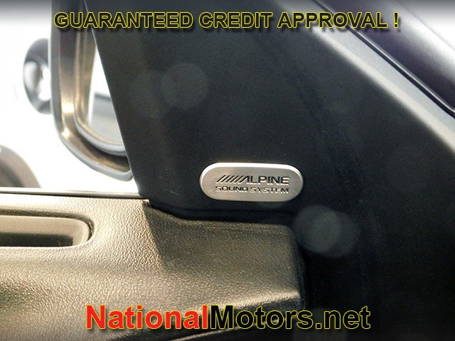 Dodge Charger Vehicle Full-screen Gallery Image 13