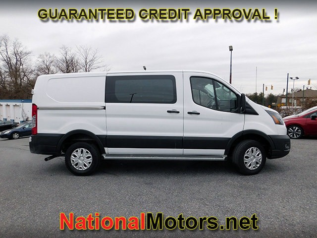 Ford Transit Cargo Van Vehicle Full-screen Gallery Image 03