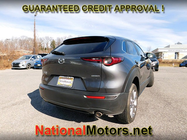 Mazda CX-30 Vehicle Full-screen Gallery Image 03