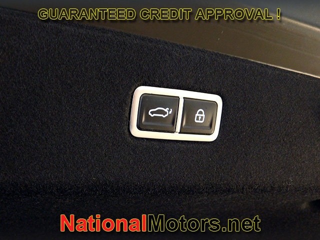 Hyundai IONIQ 6 Vehicle Full-screen Gallery Image 07