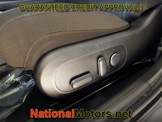 Hyundai IONIQ 6 Vehicle Full-screen Gallery Image 14