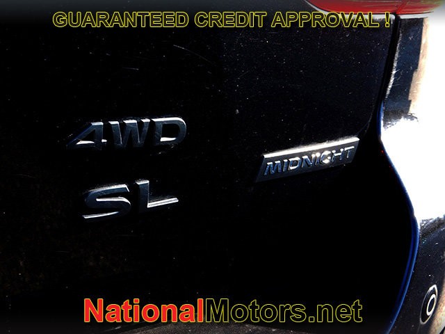 Nissan Pathfinder Vehicle Full-screen Gallery Image 06