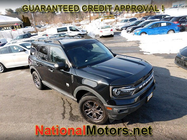 Ford Bronco Sport Vehicle Full-screen Gallery Image 02