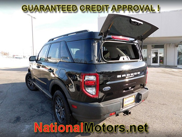 Ford Bronco Sport Vehicle Full-screen Gallery Image 07