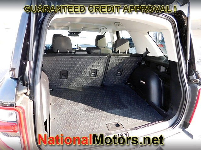 Ford Bronco Sport Vehicle Full-screen Gallery Image 08