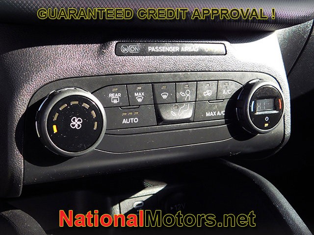 Ford Bronco Sport Vehicle Full-screen Gallery Image 19