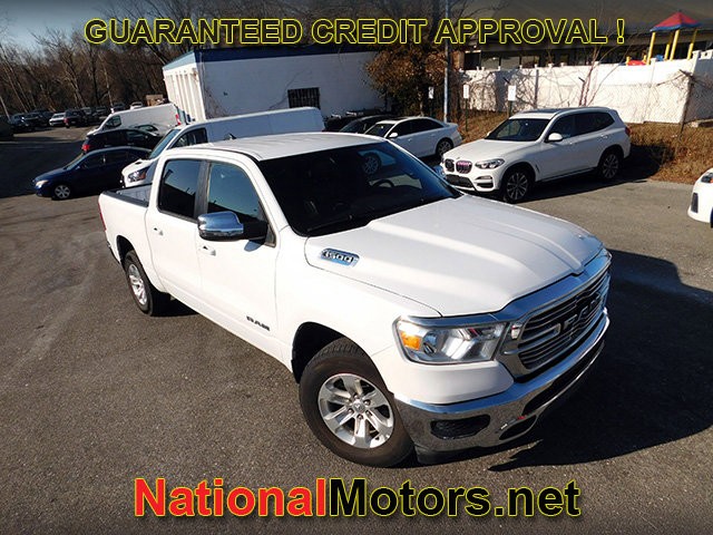 Ram 1500 Vehicle Full-screen Gallery Image 02