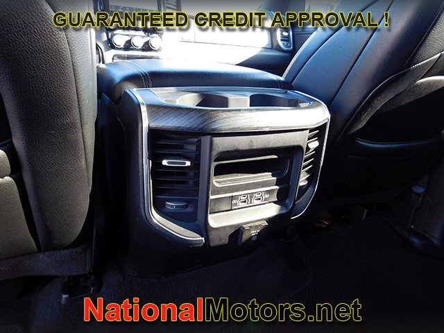 Ram 1500 Vehicle Full-screen Gallery Image 13