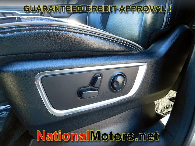 Ram 1500 Vehicle Full-screen Gallery Image 17