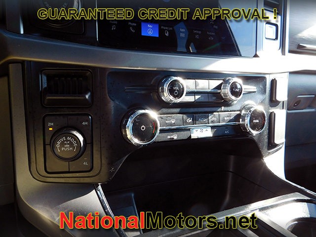 Ford F-150 Vehicle Full-screen Gallery Image 21