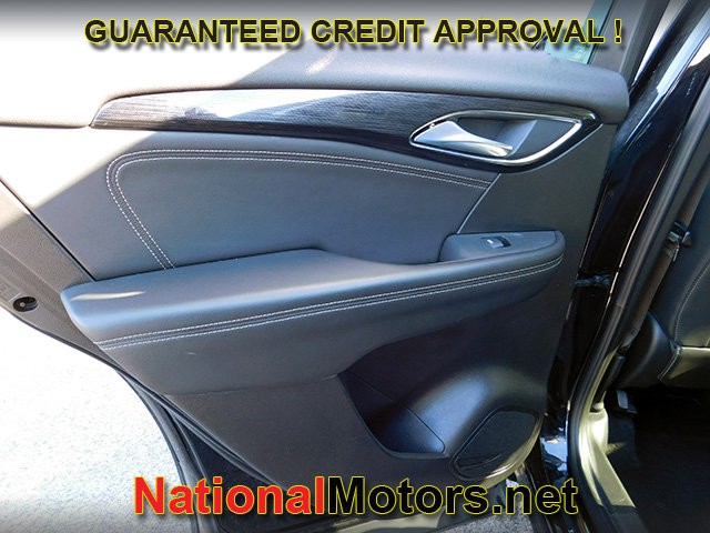 Buick Envision Vehicle Full-screen Gallery Image 09