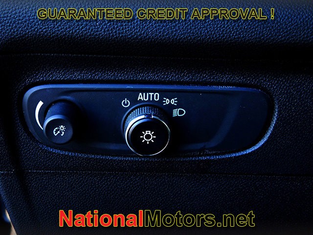 Buick Envision Vehicle Full-screen Gallery Image 24