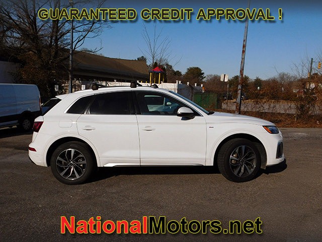 Audi Q5 Vehicle Full-screen Gallery Image 04