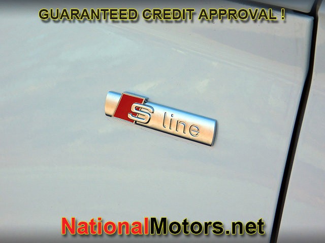 Audi Q5 Vehicle Full-screen Gallery Image 15