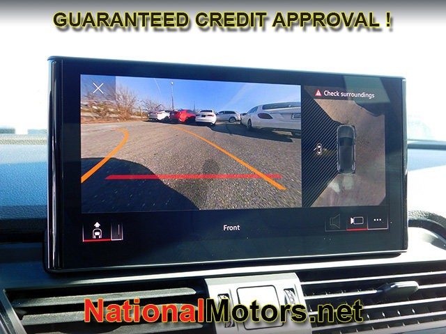 Audi Q5 Vehicle Full-screen Gallery Image 21