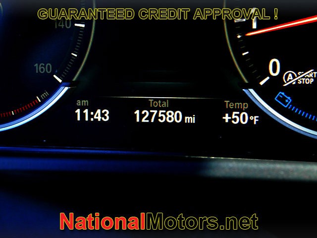 BMW X6 Vehicle Full-screen Gallery Image 23