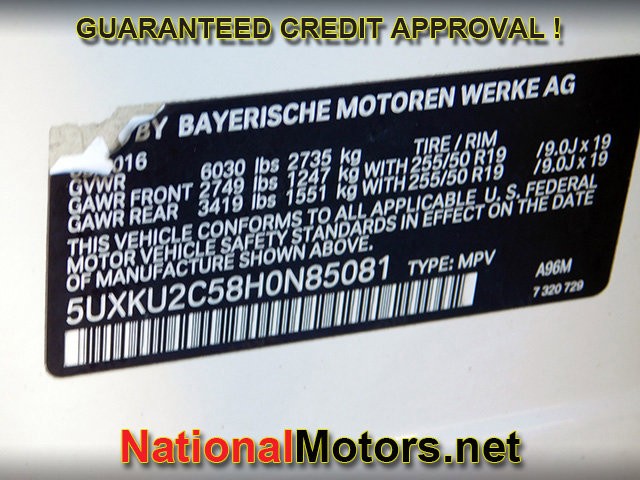 BMW X6 Vehicle Full-screen Gallery Image 26