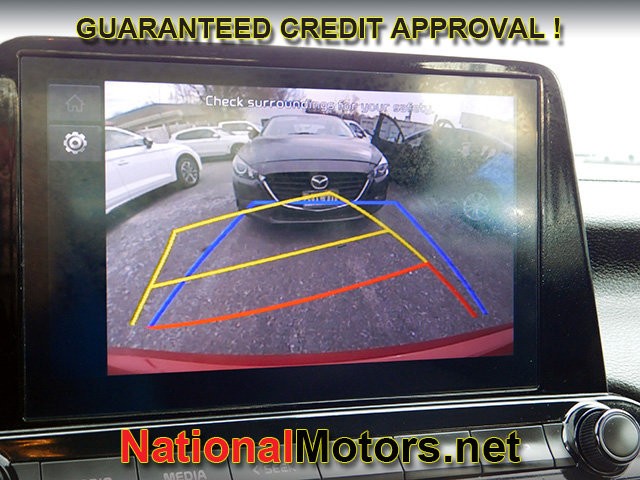 Kia Forte Vehicle Full-screen Gallery Image 14