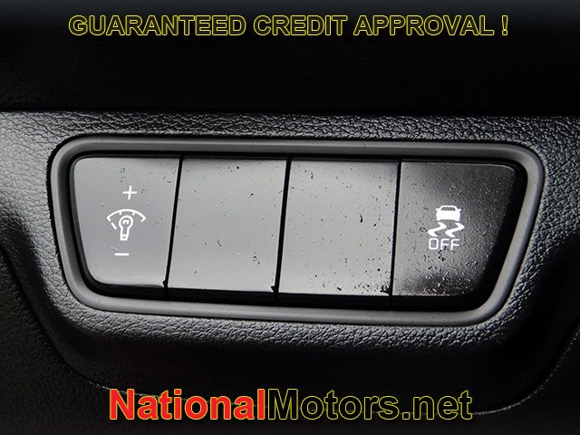 Kia Forte Vehicle Full-screen Gallery Image 20